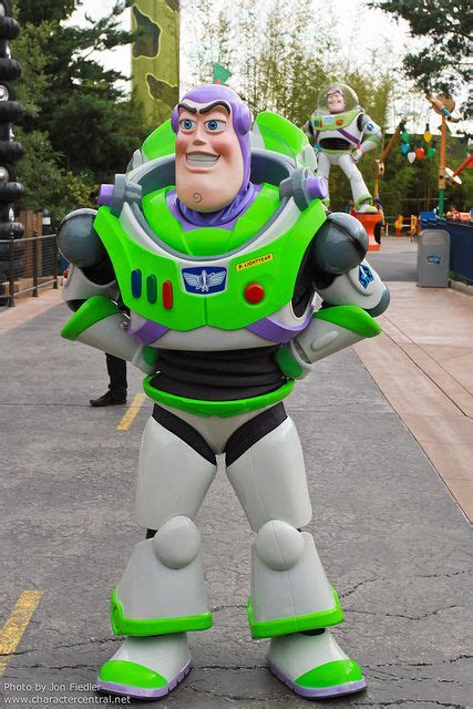 Disguise buzz lightyear deluxe child costume – Artofit