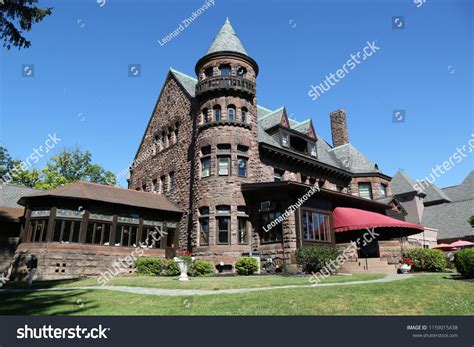 12 Belhurst Castle Images, Stock Photos & Vectors | Shutterstock