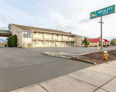 Quality Inn in Mt. Vernon, WA - (360) 428-7...