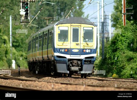 thameslink class 319 train on the midland main line Stock Photo - Alamy