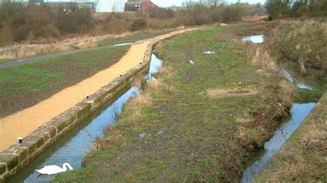 The Chesterfield Canal? © Alan Walker :: Geograph Britain and Ireland