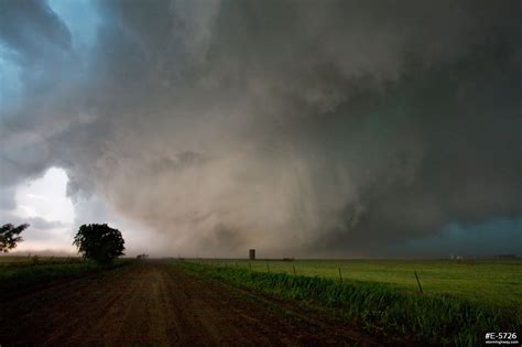 Largest Tornado In History Ef5 Up Close Elreno Ok