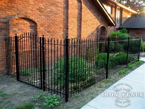 Which Iron or Aluminum Fence Height is Best for My Project? | Iron Fence Shop Blog