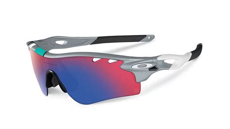 Oakley Radarlock Path Review | Gear Institute