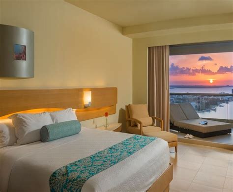 Beach Palace Cancun - THE LUXURY TRAVEL CLUB - Established in 1994