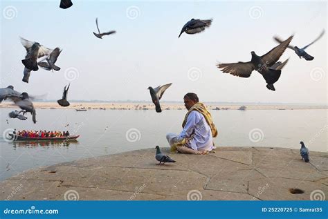 Ganges River editorial image. Image of diversity, goddess - 25220725