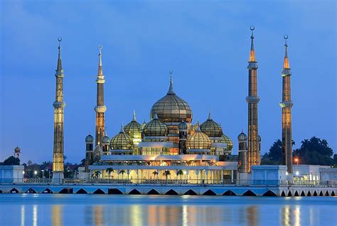 10 Beautiful Places in Malaysia - WorldAtlas