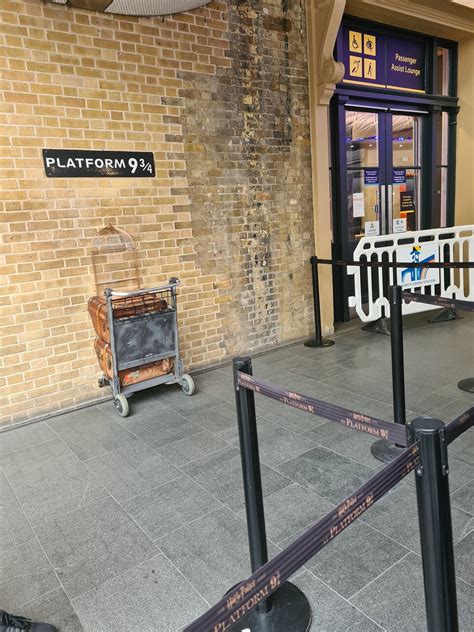 Harry Potter London Bus Tour of Film Locations in London - London, United Kingdom - TourMega