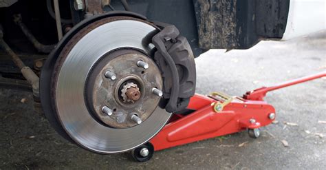 How Do I Know if My Car Needs Brake Repair? | Northeast Auto Service