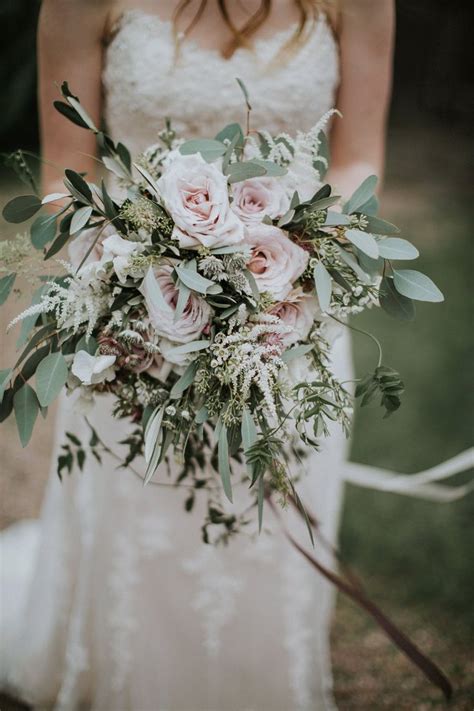 Rustic Wedding Wild pink rose wedding flowers. Photography by Natalie Pluck | Rustic wedding ...