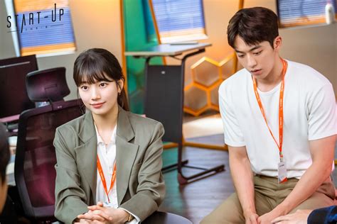 Love Triangle Between Nam Joo Hyuk, Suzy, And Kim Seon Ho Builds In “Start-Up” | starbiz.net