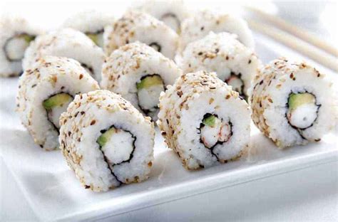 How Much Rice Is in A Sushi Roll?