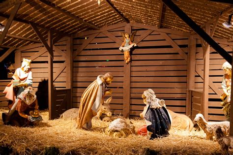 Banco de Imágenes Gratis: Nacimiento del Niño Jesús en el pesebre ...