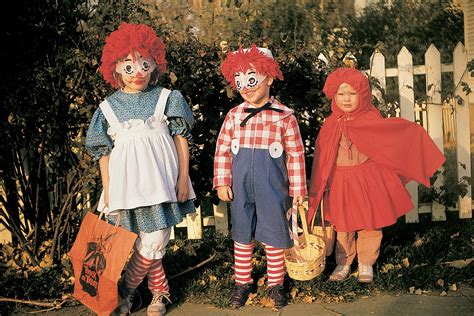 40 Best Vintage Halloween Costumes for 2021 | Reader's Digest