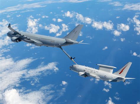 Airbus A310 MRTT Achieves First Air-to-Air Refueling, Beats Boeing