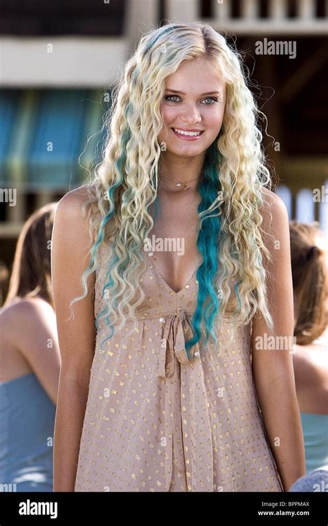 SARA PAXTON AQUAMARINE (2006 Stock Photo: 31231730 - Alamy