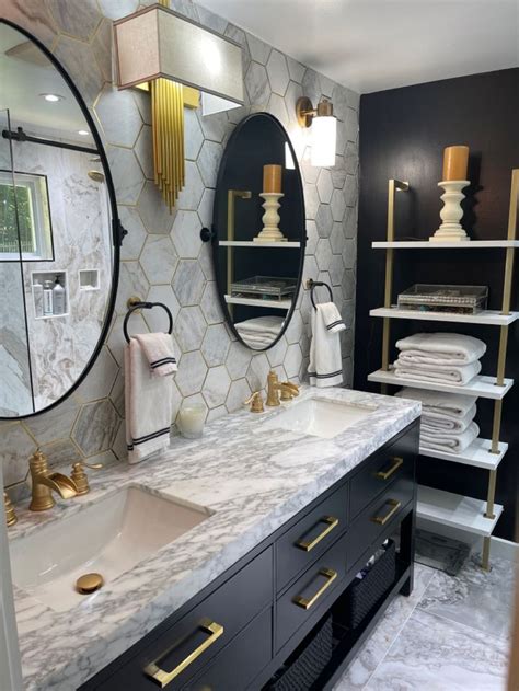 Black and Gold Marble Bathroom | Black bathroom decor, Gold bathroom ...