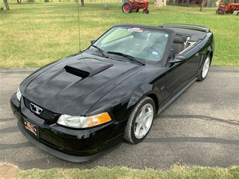 2000 Ford Mustang | American Muscle CarZ