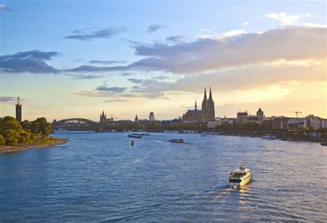 Planning A Trip To Cologne? Best Attractions Revealed