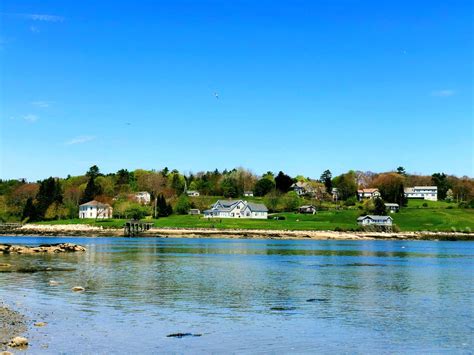 Where Mountains Meet Ocean: 10 Best Beaches In Maine To Visit