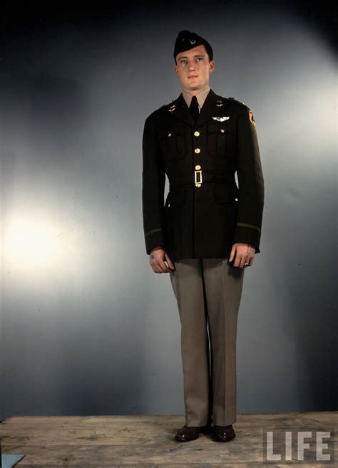 Amazing Color Photos That Show U.S Army Uniforms in World War II ~ Vintage Everyday