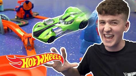 EPIC 2 STORY TRACK! | Hot Wheels Unlimited | Hot Wheels