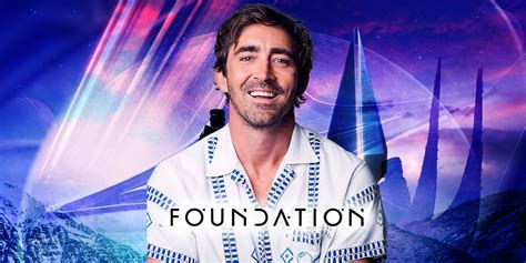 Foundation: Lee Pace on Playing the Emperor of the Galaxy and Why He ...