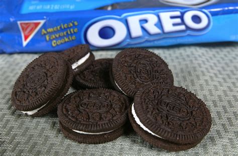 Watermelon Oreos