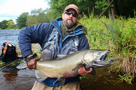 The Rusty Spinner: September on the Douglaston Salmon Run