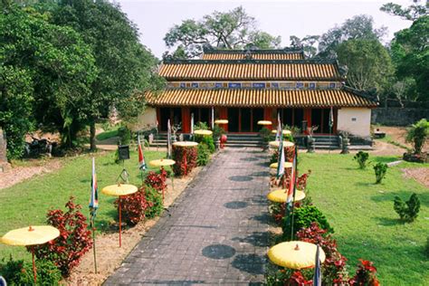 Gia Long Tomb - Vietnam Vacation