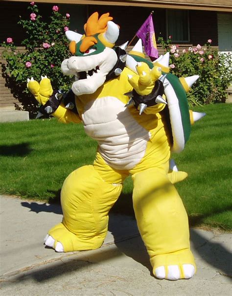 Bowser Costume | Bowser costume, Bowser halloween costume, Diy halloween costumes