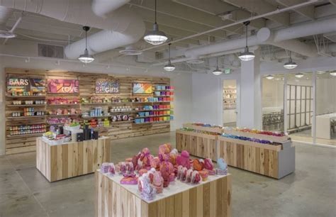 Seattle Chocolate Factory | Retail Tour Design | MG2 Design Firm