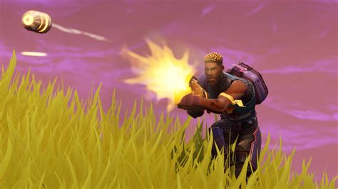 🔥 [20+] Brite Gunner Fortnite Wallpapers | WallpaperSafari