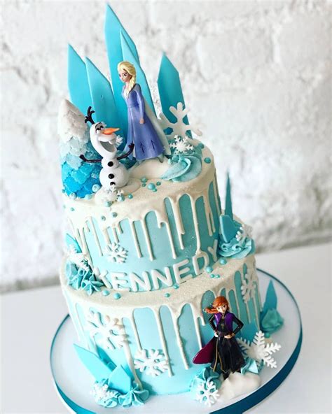 11 Frozen Birthday Cakes Perfect For Your Frozen Fan - That Disney Fam