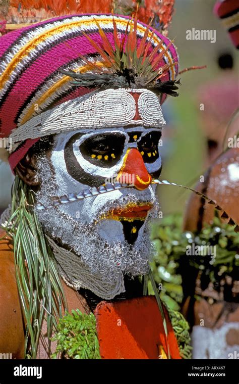 Papua New Guinea, Western Highlands Province, Mt. Hagen Cultural Show ...