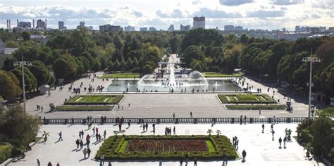 Gorki Park in Moskau [Erholung, Action und Kultur an der Moskwa]