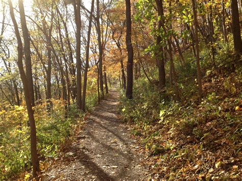 Hiking Trail at Effigy Mounds, Iowa image - Free stock photo - Public ...