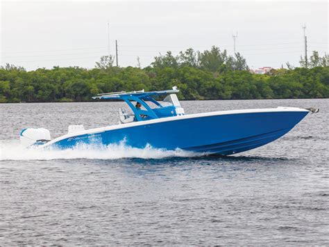 Midnight Express Powerboat Customized for a Paraplegic - Power & Motoryacht