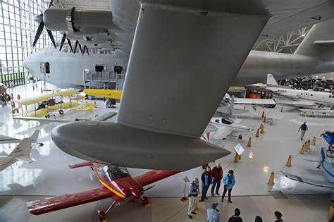 Inside the Spruce Goose - AOPA