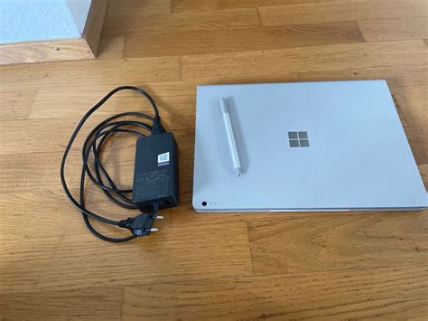 Surface Book 2 + Pen | Kaufen auf Ricardo