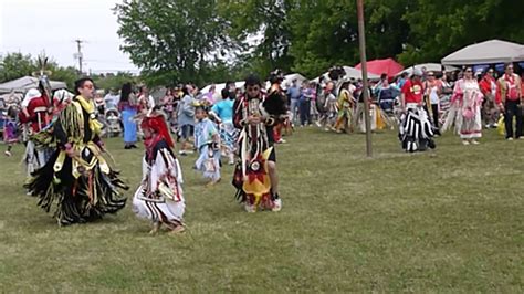 PowWow 2013 Wolastoqiyik (Maliseet) Fredericton NB - YouTube