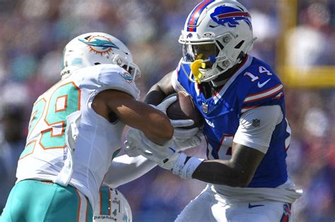 What channel is Bills vs. Dolphins on? NFL Week 18 time, free live ...