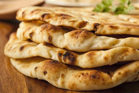 Absolute Best Ways to Reheat Naan Bread - Foods Guy