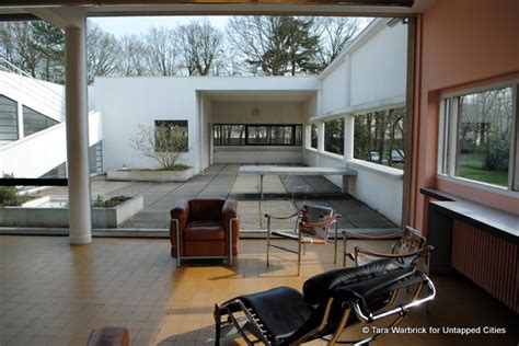 The Villa Savoye : A Modern Master’s Manifesto Realised