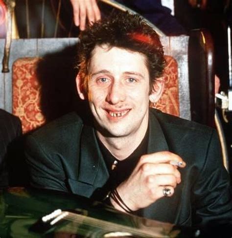 The Pogues singer dies days after release from hospital - Mingooland