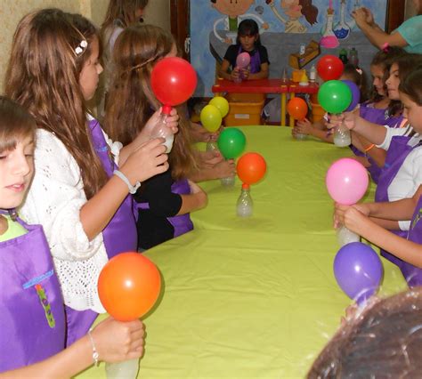 experimento con reacciones químicas. Inflando un globo sin soplar | Experimentos infantiles ...