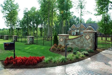 mailbox landscaping | Mailbox Landscape Design Driveway Entrance ...