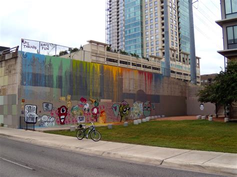 Fully Flummoxed: Austin Street Art