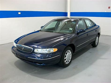 2005 Buick Century - Information and photos - MOMENTcar