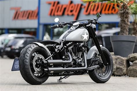 Harley-Davidson Softail Slim Bobber 'Plain Jane' by Thunderbike